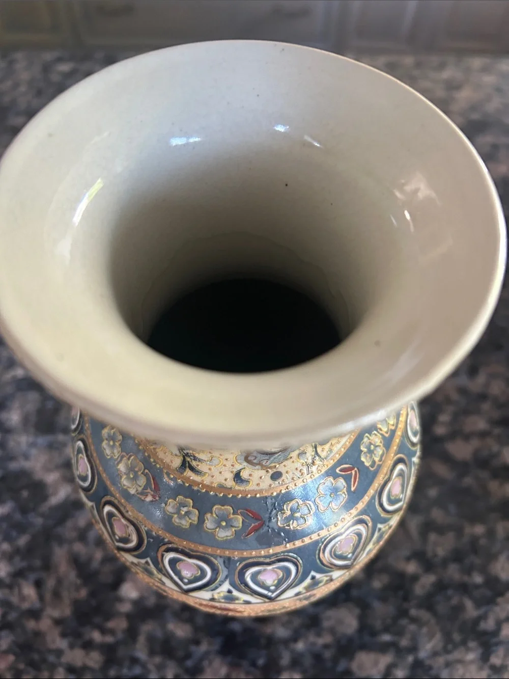 CHINE VASE SATSUMA STYLE FLORAL WITH FLOWES, BUTTERFLIES AND BIRDS 12